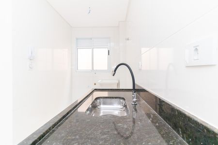 Apartamento à venda com 36m², 2 quartos e sem vaga Apartamento à venda com 36m², 2 quartos e sem vagaCozinha e Área de Serviço