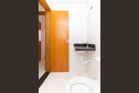 Apartamento à venda com 36m², 2 quartos e sem vaga Apartamento à venda com 36m², 2 quartos e sem vagaBanheiro