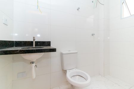 Apartamento à venda com 36m², 2 quartos e sem vaga Apartamento à venda com 36m², 2 quartos e sem vagaBanheiro