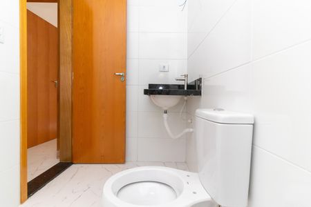 Apartamento à venda com 44m², 2 quartos e sem vaga Apartamento à venda com 44m², 2 quartos e sem vagaBanheiro