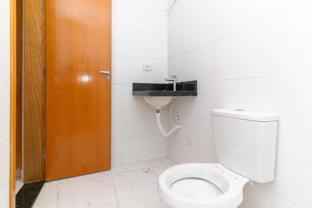 Apartamento à venda com 44m², 2 quartos e sem vaga Apartamento à venda com 44m², 2 quartos e sem vagaBanheiro