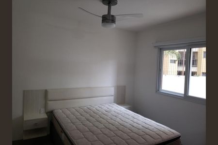 Apartamento à venda com 50m², 1 quarto e 1 vagaFoto 01