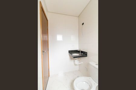 Apartamento à venda com 35m², 2 quartos e sem vaga Apartamento à venda com 35m², 2 quartos e sem vagaBanheiro