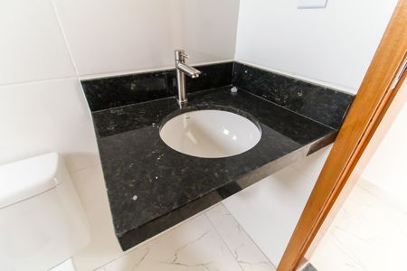 Apartamento à venda com 42m², 2 quartos e sem vaga Apartamento à venda com 42m², 2 quartos e sem vagaBanheiro