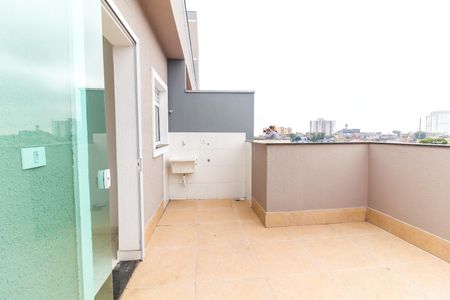Apartamento à venda com 42m², 2 quartos e sem vaga Apartamento à venda com 42m², 2 quartos e sem vagaVaranda