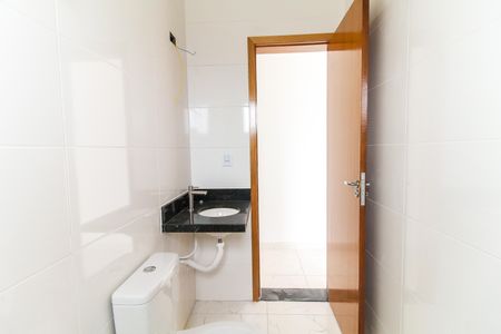 Apartamento à venda com 42m², 2 quartos e sem vaga Apartamento à venda com 42m², 2 quartos e sem vagaBanheiro