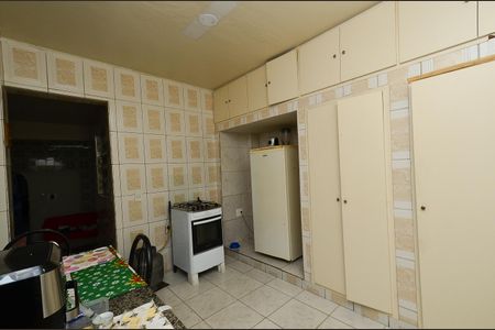 Casa à venda com 180m², 4 quartos e sem vagaCozinha 1