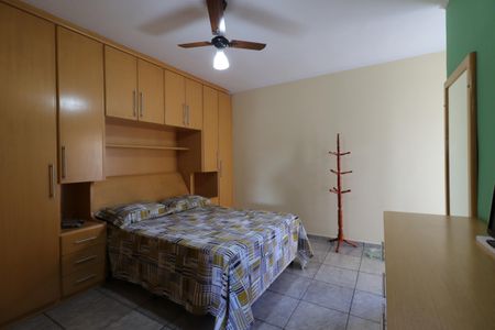 Casa à venda com 187m², 3 quartos e 4 vagasSuíte