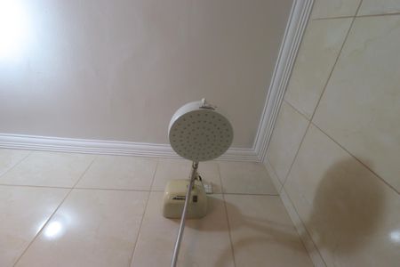 Casa à venda com 187m², 3 quartos e 4 vagasBanheiro Social - Chuveiro