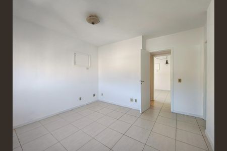 Apartamento à venda com 103m², 2 quartos e 1 vaga Apartamento à venda com 103m², 2 quartos e 1 vagaSuíte