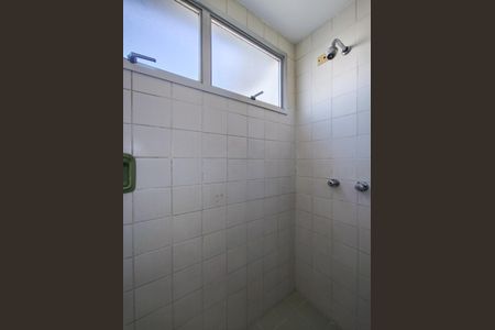 Apartamento à venda com 103m², 2 quartos e 1 vaga Apartamento à venda com 103m², 2 quartos e 1 vagaBanheiro da Suíte