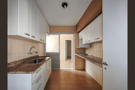Apartamento à venda com 103m², 2 quartos e 1 vaga Apartamento à venda com 103m², 2 quartos e 1 vagaCozinha