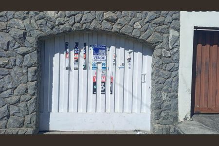 Casa à venda com 153m², 2 quartos e 4 vagasFachada