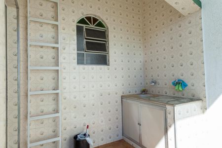 Casa à venda com 153m², 2 quartos e 4 vagasCasa 2 - Área de Serviço