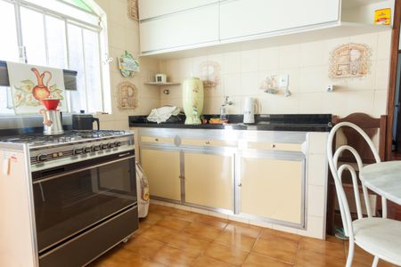 Casa à venda com 153m², 2 quartos e 4 vagasCasa 2 - Cozinha