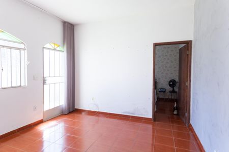 Casa à venda com 153m², 2 quartos e 4 vagasCasa 2 - Sala