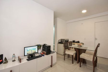 Apartamento à venda com 47m², 2 quartos e sem vagaSala