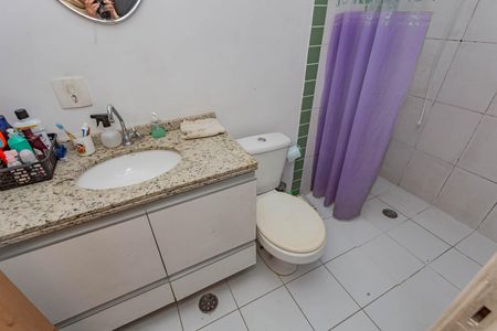 Casa à venda com 200m², 3 quartos e sem vagaBanheiro da Suíte 2