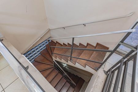 Casa à venda com 200m², 3 quartos e sem vagaEscada