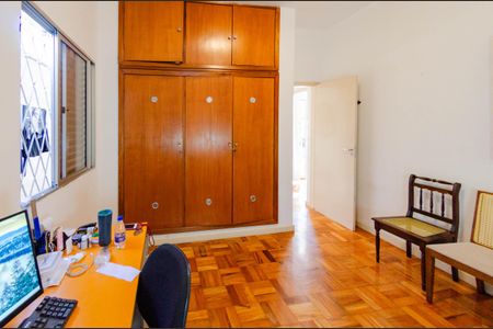 Casa à venda com 200m², 4 quartos e 3 vagasQuarto 4
