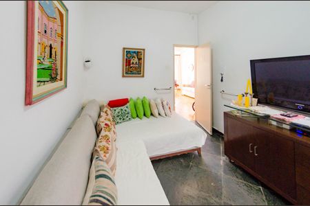 Casa à venda com 200m², 4 quartos e 3 vagasSala 2