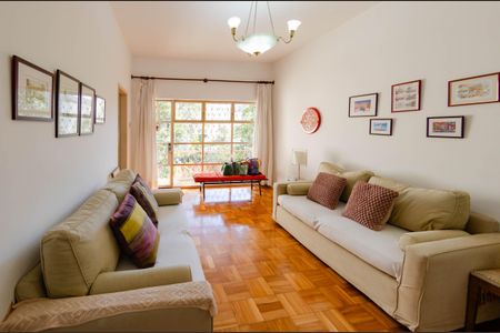 Casa à venda com 200m², 4 quartos e 3 vagasSala