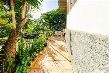 Casa à venda com 200m², 4 quartos e 3 vagasÁrea externa