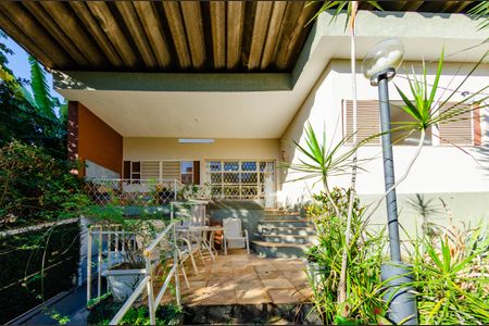 Casa à venda com 200m², 4 quartos e 3 vagasÁrea externa