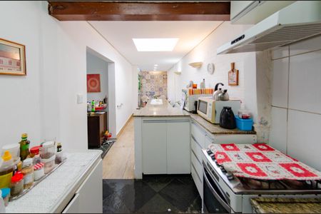 Casa à venda com 200m², 4 quartos e 3 vagasCozinha