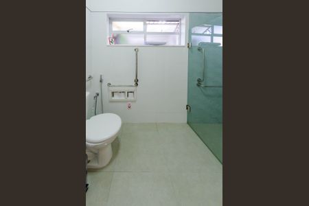 Casa à venda com 200m², 4 quartos e 3 vagasBanheiro 1