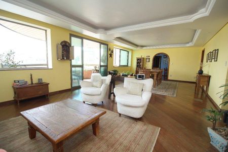 Apartamento à venda com 476m², 4 quartos e 4 vagasSala