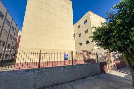 Apartamento à venda com 50m², 2 quartos e 1 vaga Apartamento à venda com 50m², 2 quartos e 1 vagaFachada