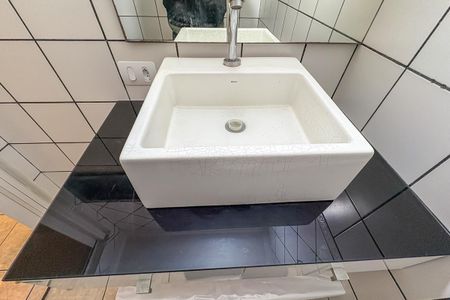 Apartamento à venda com 50m², 2 quartos e 1 vaga Apartamento à venda com 50m², 2 quartos e 1 vagaBanheiro