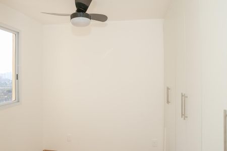 Quarto 1 de apartamento à venda com 2 quartos, 34m² em Parque Industrial Tomas Edson, São Paulo