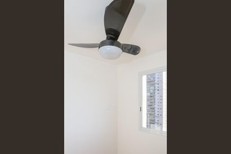 Quarto 1 de apartamento à venda com 2 quartos, 34m² em Parque Industrial Tomas Edson, São Paulo