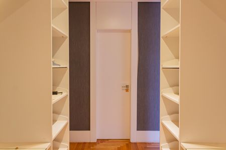 Apartamento à venda com 314m², 2 quartos e 3 vagasCloset da suíte