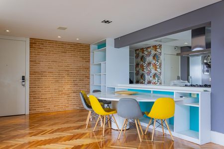 Apartamento à venda com 314m², 2 quartos e 3 vagasSala/Cozinha