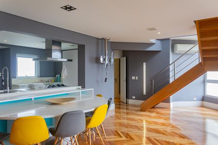 Apartamento à venda com 314m², 2 quartos e 3 vagasSala/Cozinha