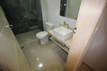 Casa para alugar com 200m², 3 quartos e 2 vagas Casa para alugar com 200m², 3 quartos e 2 vagasBanheiro