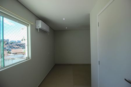 Casa para alugar com 200m², 3 quartos e 2 vagas Casa para alugar com 200m², 3 quartos e 2 vagasSuíte