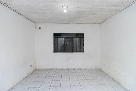 Casa à venda com 180m², 2 quartos e 2 vagasQuarto