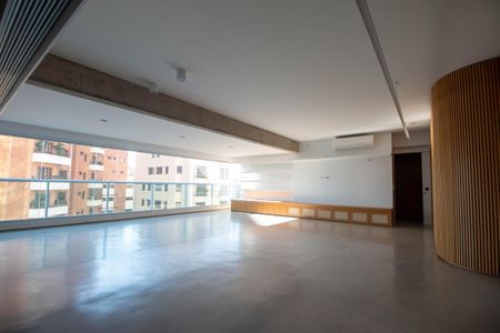 Apartamento à venda com 164m², 1 quarto e 3 vagasSala/Cozinha