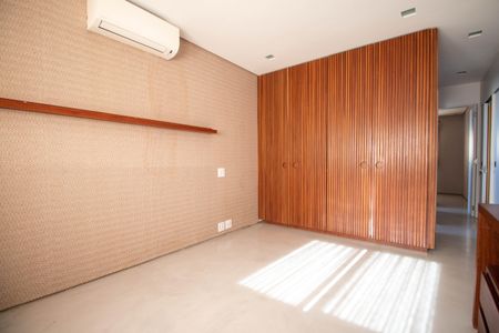 Apartamento à venda com 164m², 1 quarto e 3 vagasQuarto 3