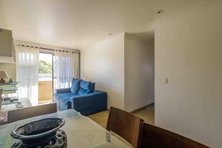 Apartamento à venda com 80m², 3 quartos e 2 vagas Apartamento à venda com 80m², 3 quartos e 2 vagasSala