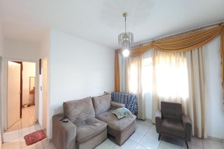 Casa à venda com 220m², 3 quartos e 3 vagasSala