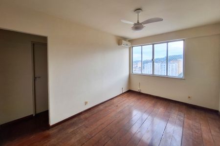 Apartamento para alugar com 80m², 2 quartos e 1 vagaSala