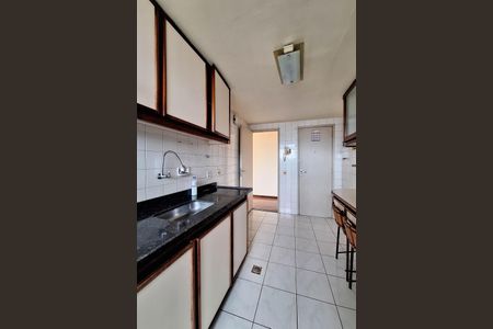 Apartamento para alugar com 80m², 2 quartos e 1 vagaCozinha