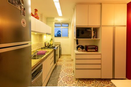 Apartamento à venda com 77m², 3 quartos e 2 vagasCozinha