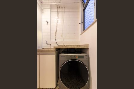 Apartamento à venda com 77m², 3 quartos e 2 vagasÁrea de Serviço