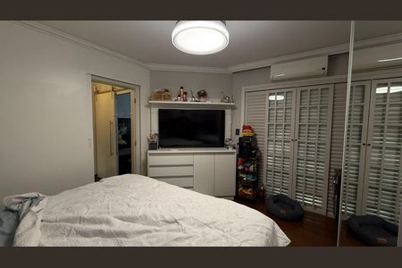 Casa de condomínio à venda com 360m², 3 quartos e 3 vagas